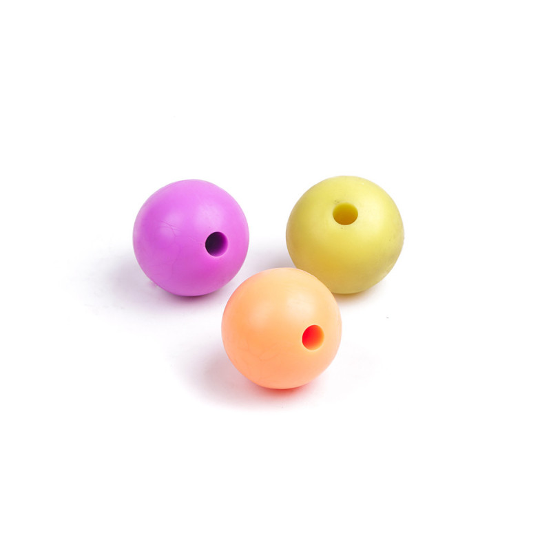 Pelota de goma chica con agujero